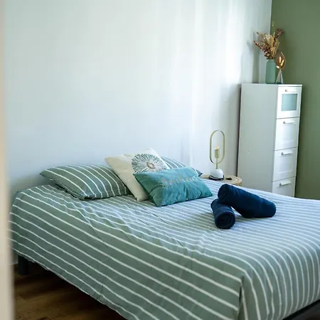 アパート T3 Centre 70 M2 Avec Terrasse