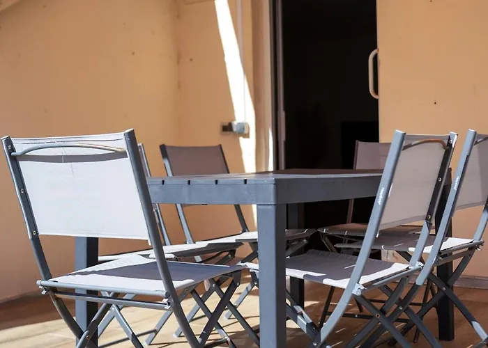 아파트 T3 Centre 70 M2 Avec Terrasse *