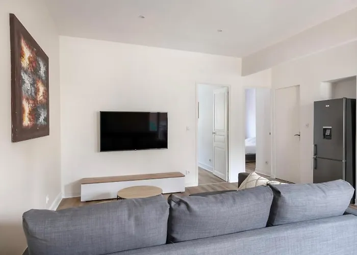 Apartment T3 Centre 70 M2 Avec Terrasse